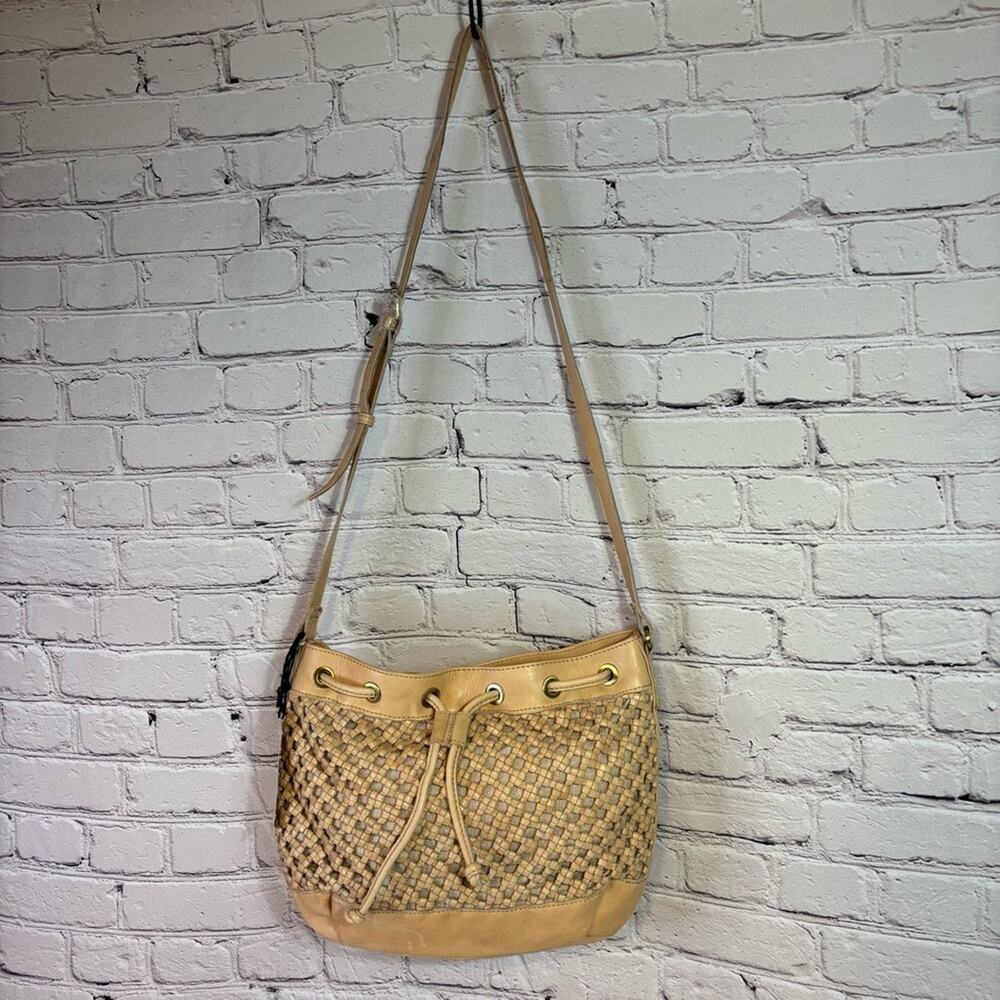 NWT Marta Ponti Woven Beige Leather Shoulder Bag